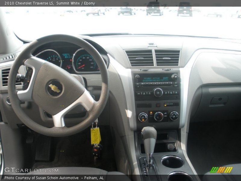 Summit White / Ebony 2010 Chevrolet Traverse LS