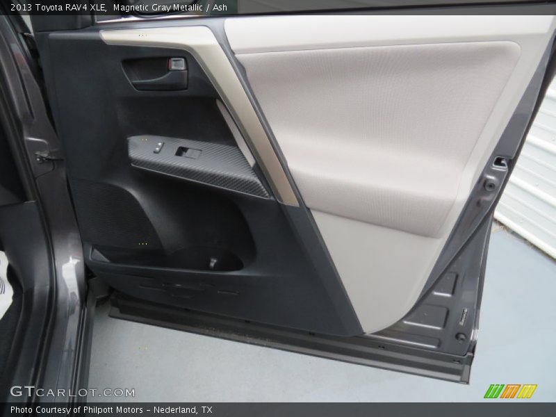Magnetic Gray Metallic / Ash 2013 Toyota RAV4 XLE