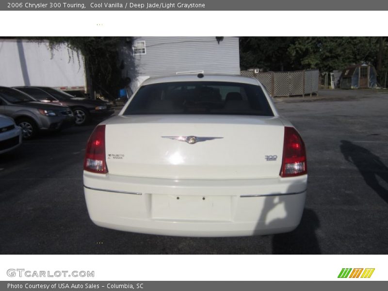 Cool Vanilla / Deep Jade/Light Graystone 2006 Chrysler 300 Touring