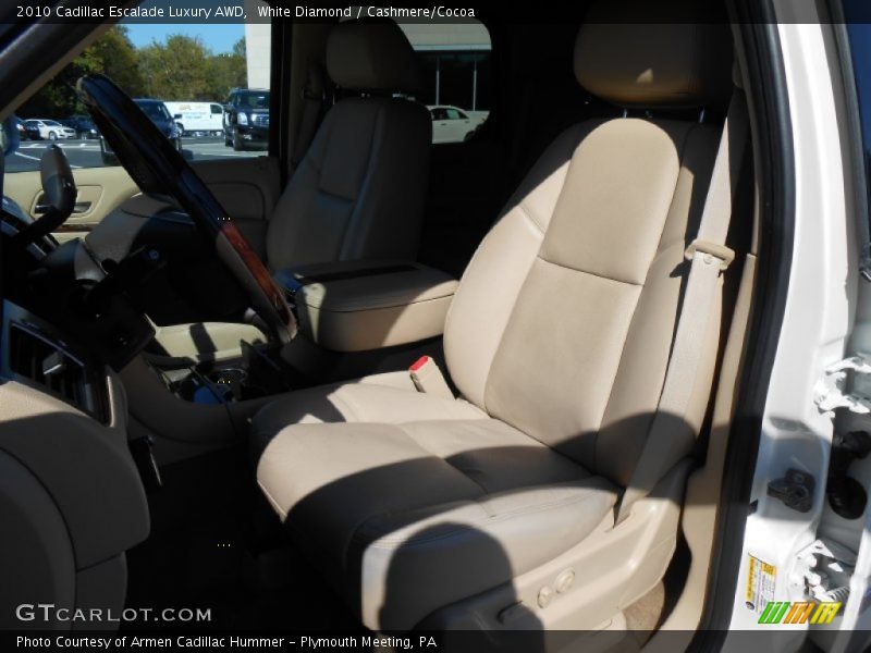 White Diamond / Cashmere/Cocoa 2010 Cadillac Escalade Luxury AWD