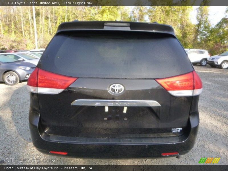 Black / Light Gray 2014 Toyota Sienna Limited AWD