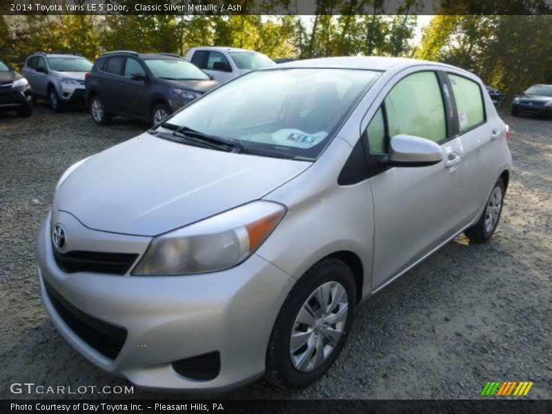 Classic Silver Metallic / Ash 2014 Toyota Yaris LE 5 Door