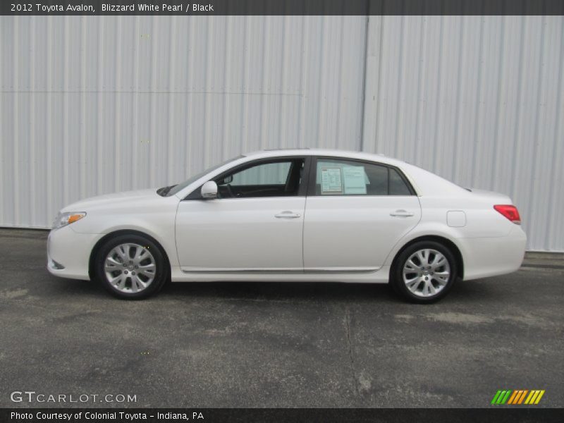 Blizzard White Pearl / Black 2012 Toyota Avalon