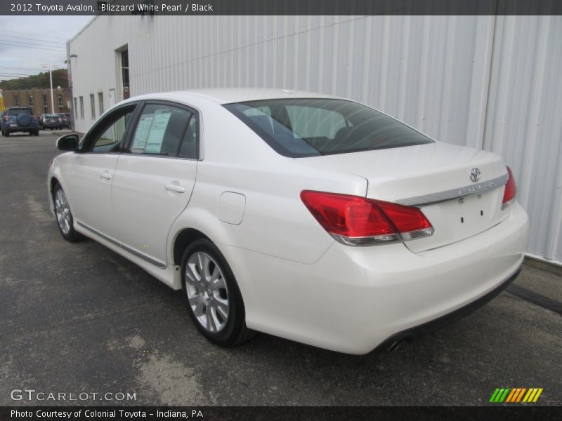 Blizzard White Pearl / Black 2012 Toyota Avalon