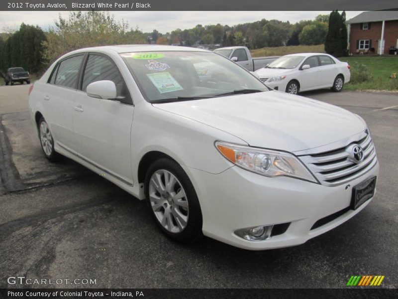 Blizzard White Pearl / Black 2012 Toyota Avalon