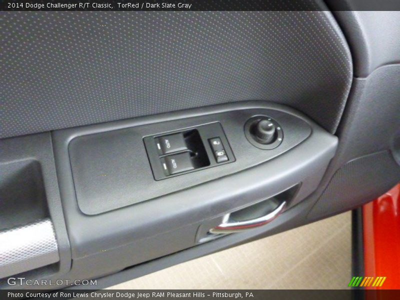 TorRed / Dark Slate Gray 2014 Dodge Challenger R/T Classic