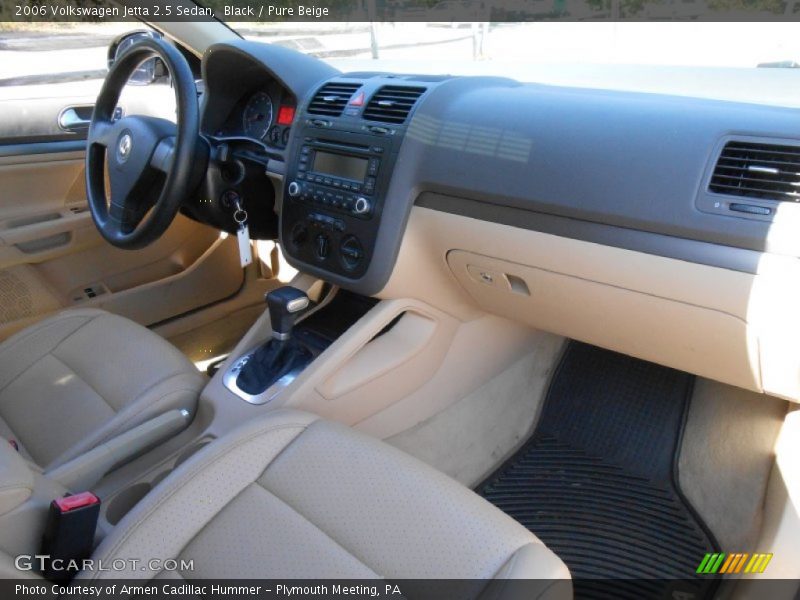 Black / Pure Beige 2006 Volkswagen Jetta 2.5 Sedan