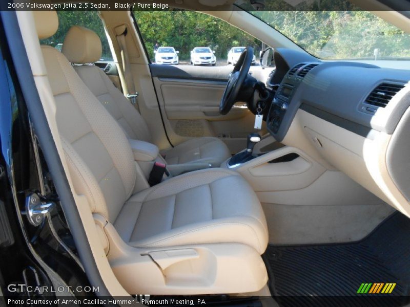 Black / Pure Beige 2006 Volkswagen Jetta 2.5 Sedan