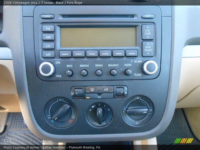 Black / Pure Beige 2006 Volkswagen Jetta 2.5 Sedan