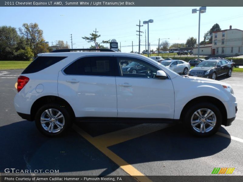 Summit White / Light Titanium/Jet Black 2011 Chevrolet Equinox LT AWD