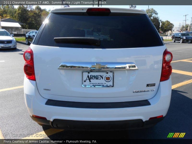 Summit White / Light Titanium/Jet Black 2011 Chevrolet Equinox LT AWD