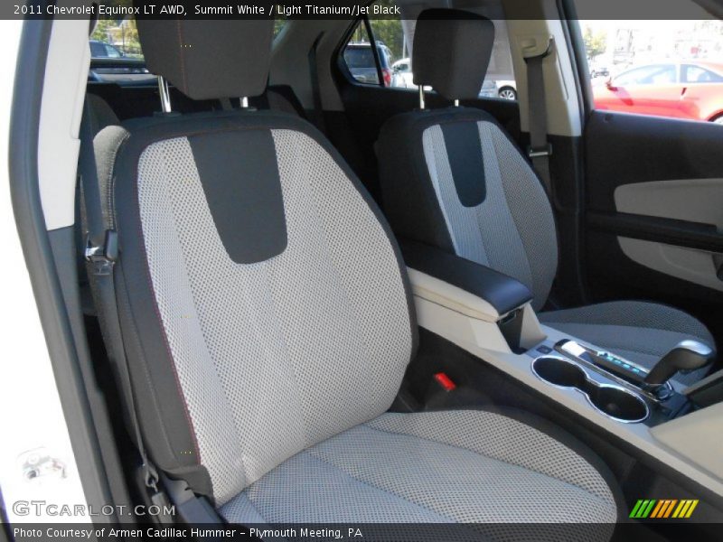 Summit White / Light Titanium/Jet Black 2011 Chevrolet Equinox LT AWD