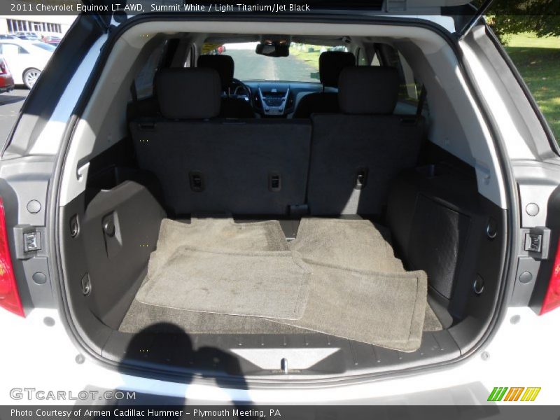 Summit White / Light Titanium/Jet Black 2011 Chevrolet Equinox LT AWD