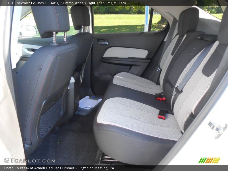 Summit White / Light Titanium/Jet Black 2011 Chevrolet Equinox LT AWD
