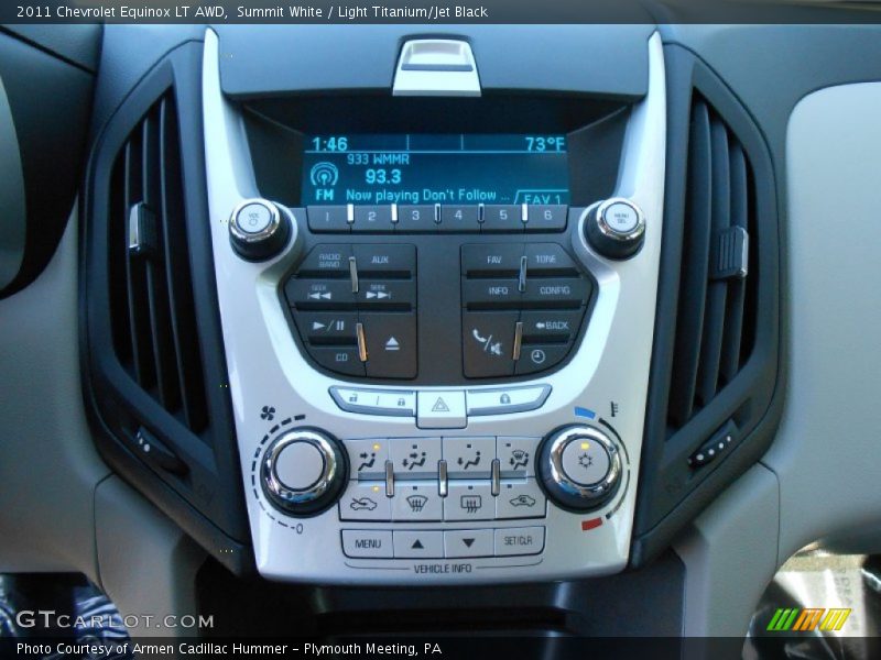 Summit White / Light Titanium/Jet Black 2011 Chevrolet Equinox LT AWD
