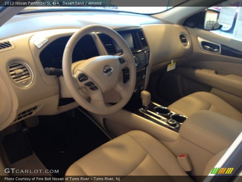 Desert Sand / Almond 2013 Nissan Pathfinder SL 4x4