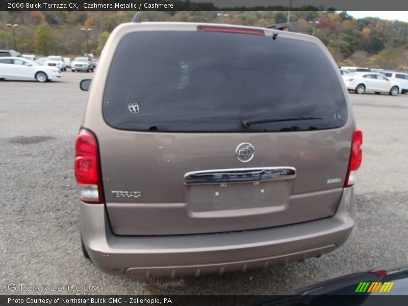 Cashmere Metallic / Cashmere 2006 Buick Terraza CX