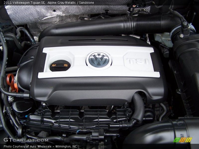 Alpine Gray Metallic / Sandstone 2011 Volkswagen Tiguan SE