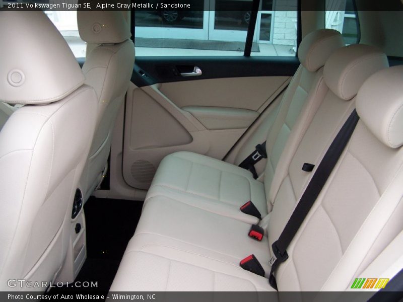 Alpine Gray Metallic / Sandstone 2011 Volkswagen Tiguan SE