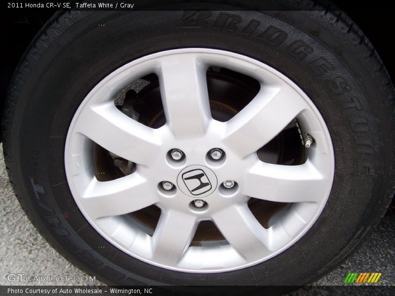 Taffeta White / Gray 2011 Honda CR-V SE