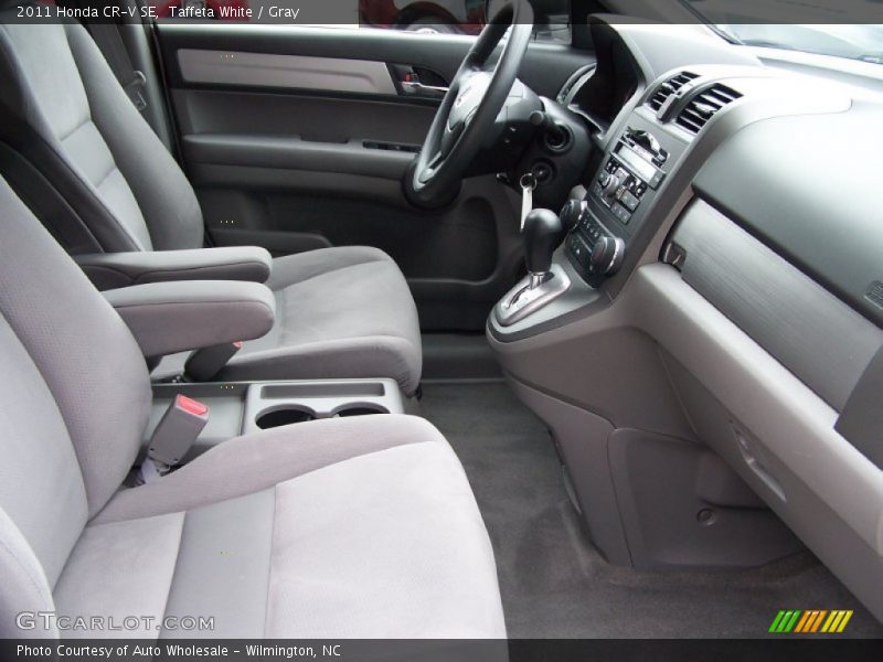 Taffeta White / Gray 2011 Honda CR-V SE