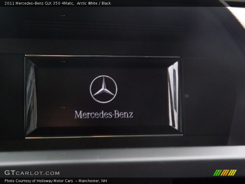Arctic White / Black 2011 Mercedes-Benz GLK 350 4Matic