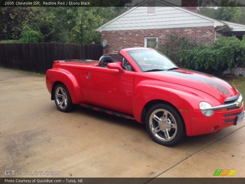 Redline Red / Ebony Black 2005 Chevrolet SSR