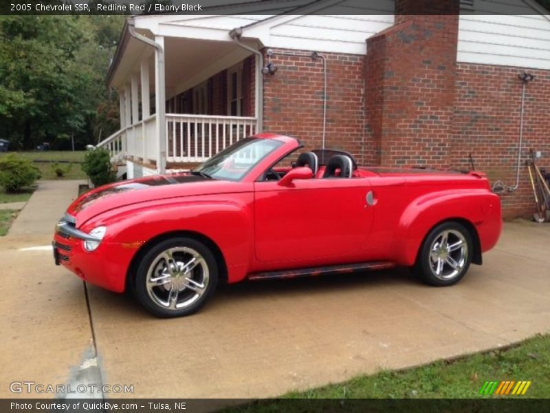 Redline Red / Ebony Black 2005 Chevrolet SSR