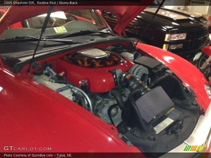 Redline Red / Ebony Black 2005 Chevrolet SSR