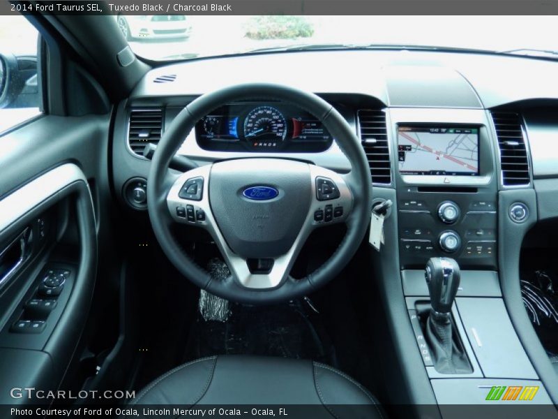 Tuxedo Black / Charcoal Black 2014 Ford Taurus SEL