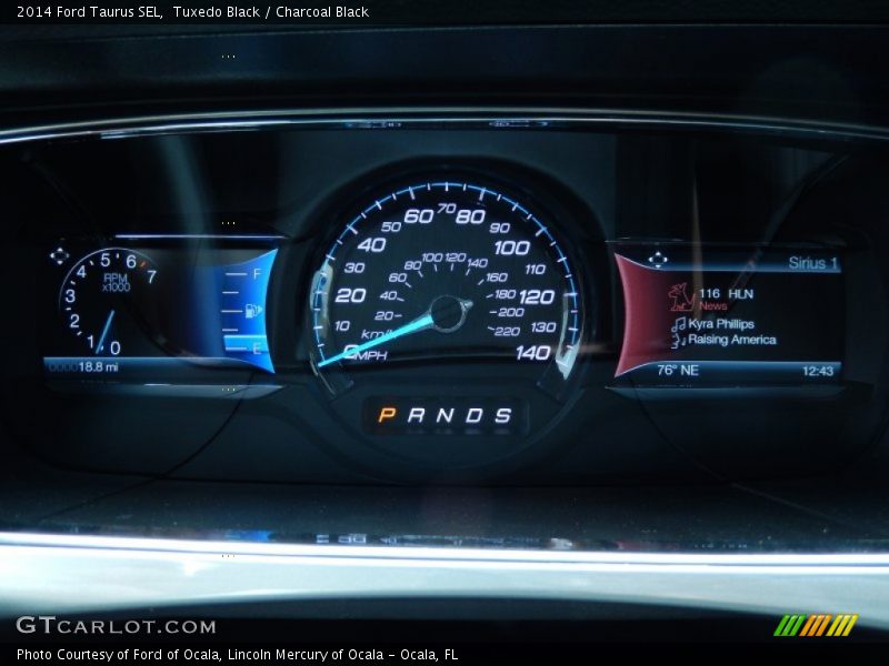 Tuxedo Black / Charcoal Black 2014 Ford Taurus SEL
