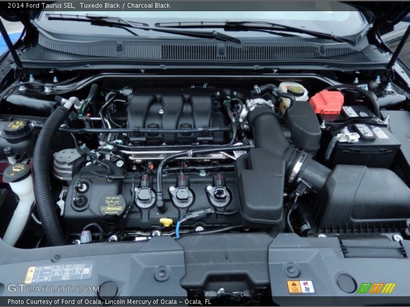 Tuxedo Black / Charcoal Black 2014 Ford Taurus SEL