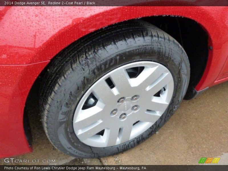 Redline 2-Coat Pearl / Black 2014 Dodge Avenger SE
