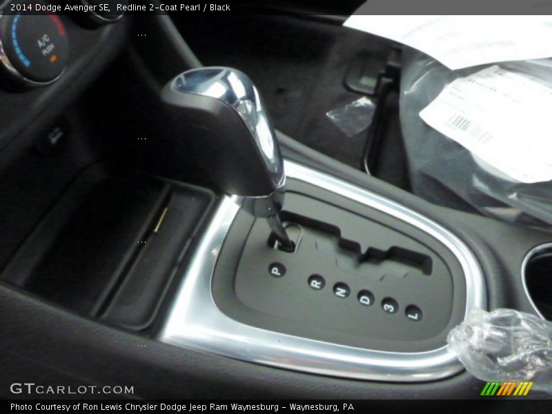 Redline 2-Coat Pearl / Black 2014 Dodge Avenger SE