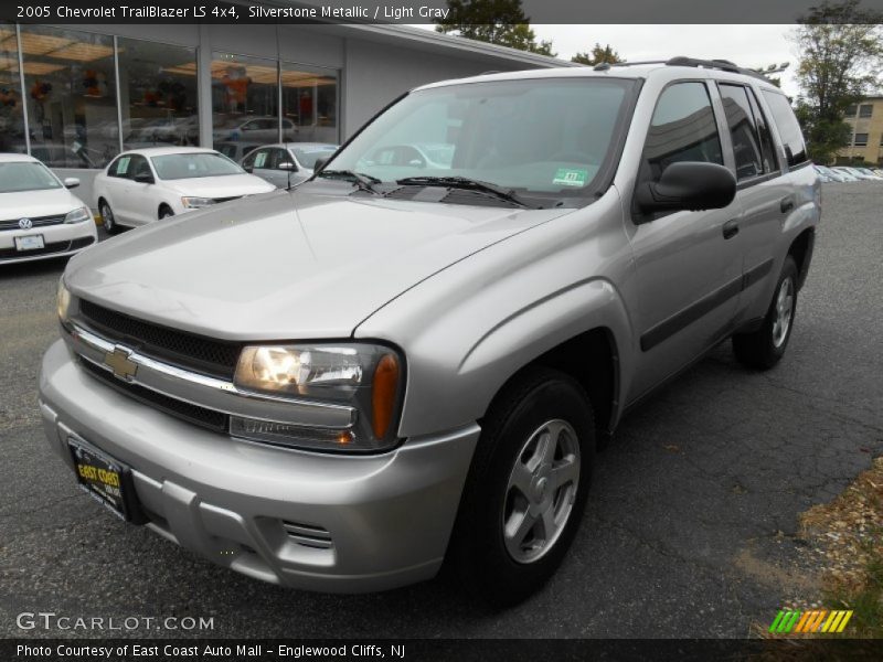 Silverstone Metallic / Light Gray 2005 Chevrolet TrailBlazer LS 4x4