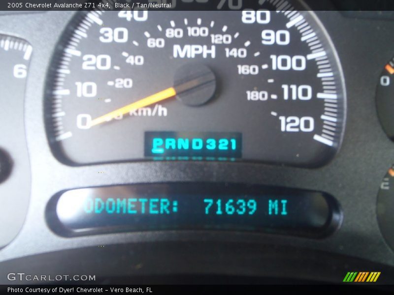 Black / Tan/Neutral 2005 Chevrolet Avalanche Z71 4x4