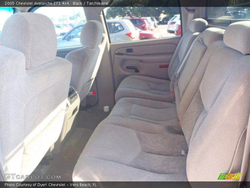 Black / Tan/Neutral 2005 Chevrolet Avalanche Z71 4x4
