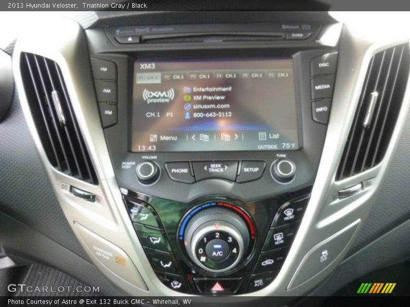 Triathlon Gray / Black 2013 Hyundai Veloster