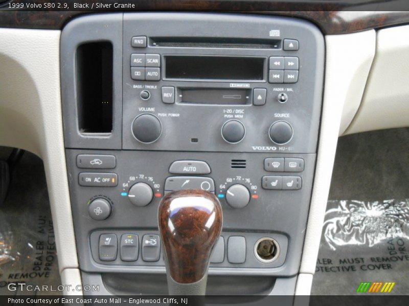 Controls of 1999 S80 2.9