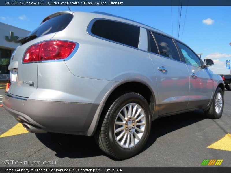 Quicksilver Metallic / Titanium/Dark Titanium 2010 Buick Enclave CXL