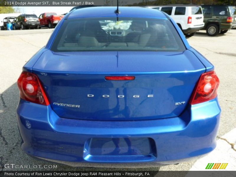 Blue Streak Pearl / Black 2014 Dodge Avenger SXT