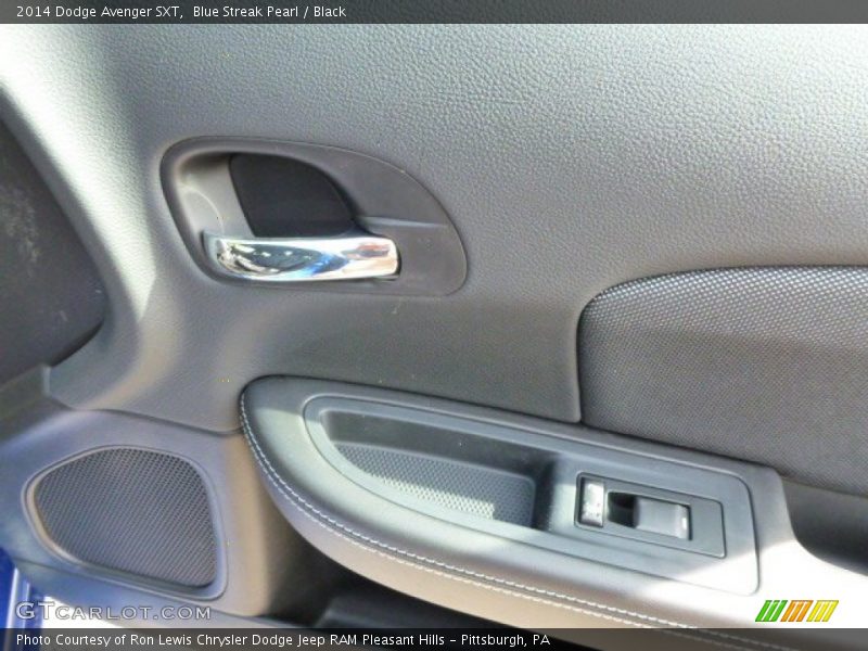 Blue Streak Pearl / Black 2014 Dodge Avenger SXT