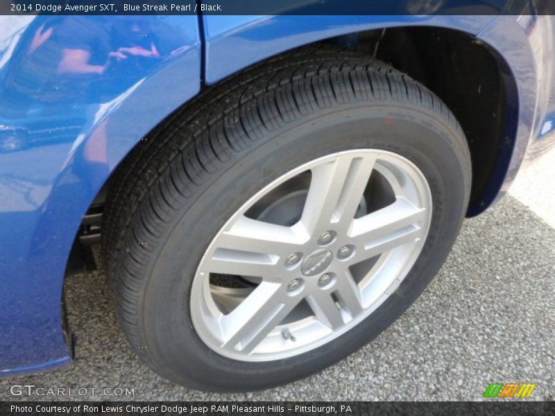 Blue Streak Pearl / Black 2014 Dodge Avenger SXT