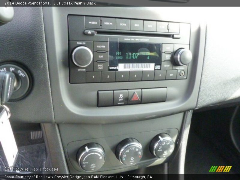 Blue Streak Pearl / Black 2014 Dodge Avenger SXT