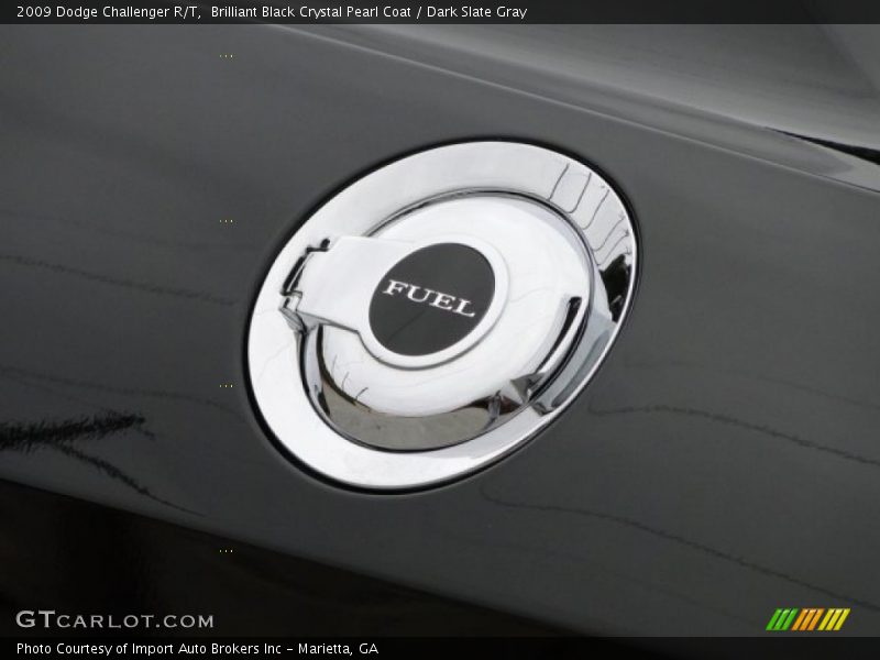 Brilliant Black Crystal Pearl Coat / Dark Slate Gray 2009 Dodge Challenger R/T
