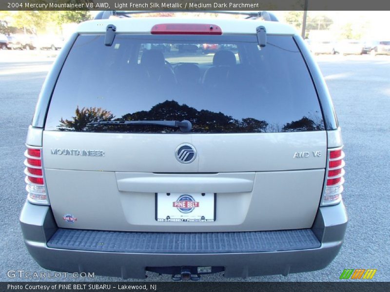 Light French Silk Metallic / Medium Dark Parchment 2004 Mercury Mountaineer V8 AWD