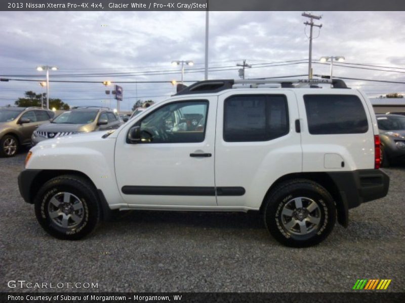 Glacier White / Pro-4X Gray/Steel 2013 Nissan Xterra Pro-4X 4x4