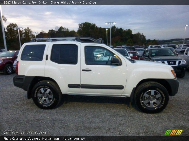 Glacier White / Pro-4X Gray/Steel 2013 Nissan Xterra Pro-4X 4x4