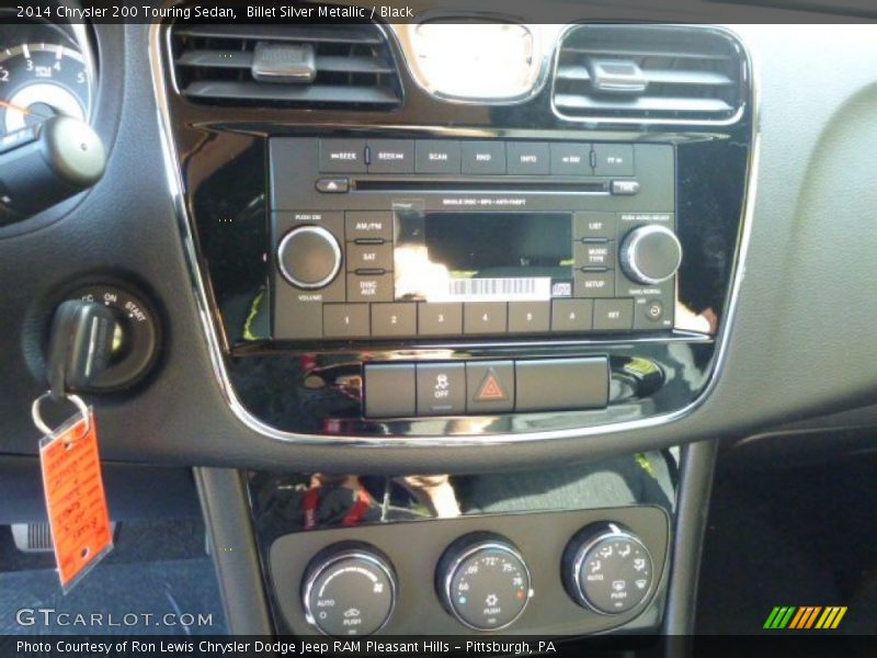 Billet Silver Metallic / Black 2014 Chrysler 200 Touring Sedan