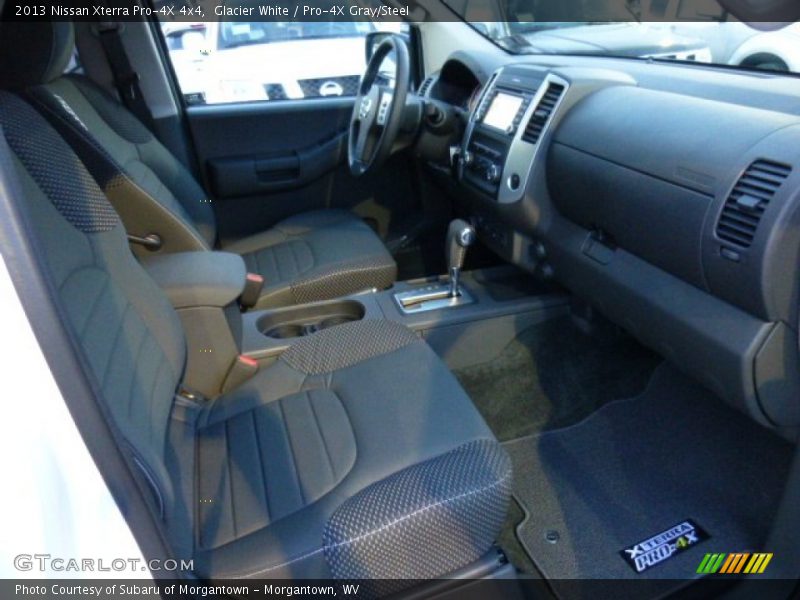 Glacier White / Pro-4X Gray/Steel 2013 Nissan Xterra Pro-4X 4x4
